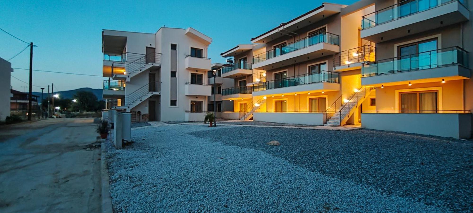 Ofrynio Deluxe Apartments Ofrínion Exterior foto